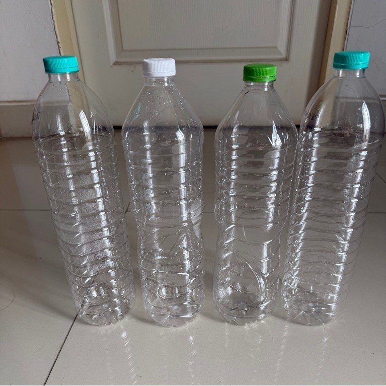(คละแบบ)ขวดน้ำพลาสติก PET 1.5ลิตร มือ2 พร้อมฝา สภาพดี