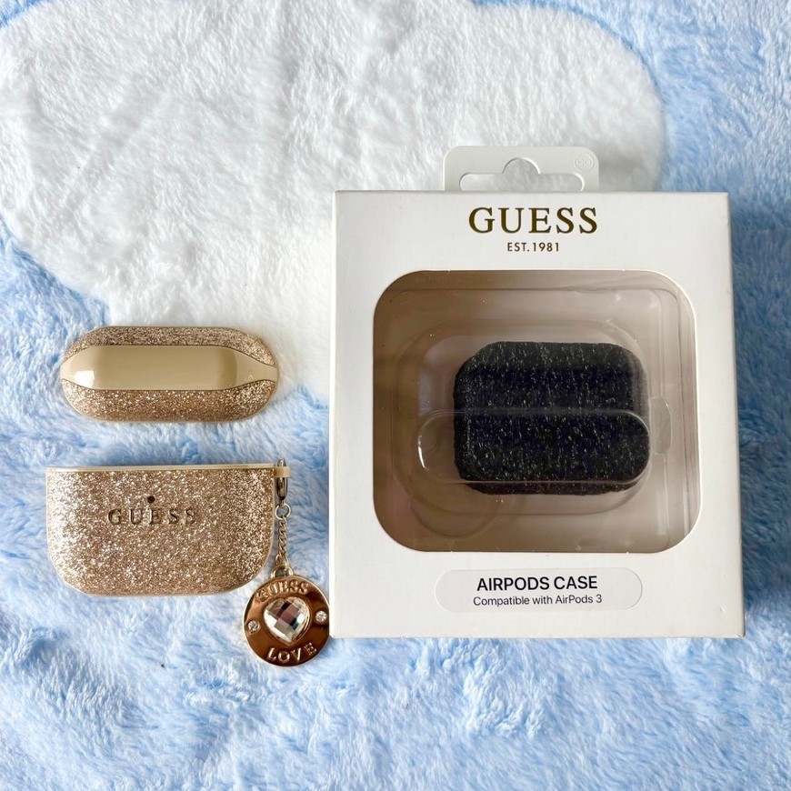 Case AirPod 3 ของGUESSแท้ ซื้อมาเก็บค่ะ กาวยังไม่ลอกออกค่ะ