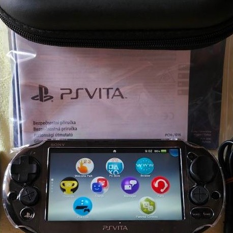 PSVITA รุ่น 2000 มือสองสวยๆสภาพดี