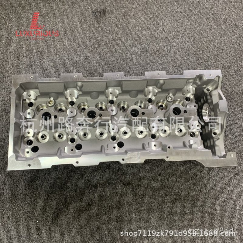 AMC 908574Applicable to Mercedes-Benz OM646 951 OM646 961 Engine Cylinder Head6460101020 XTYD