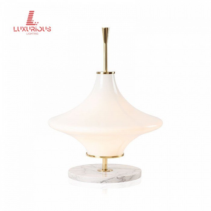 Postmodern Minimalist Table Lamp Nordic Designer Model Room Living Room Art Bedroom Bedside Glass Ta