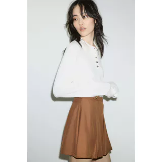H&M(เอชแอนด์เอ็ม) กระโปรงกางเกงจีบร่อง Women Pleated skort 1299858_2