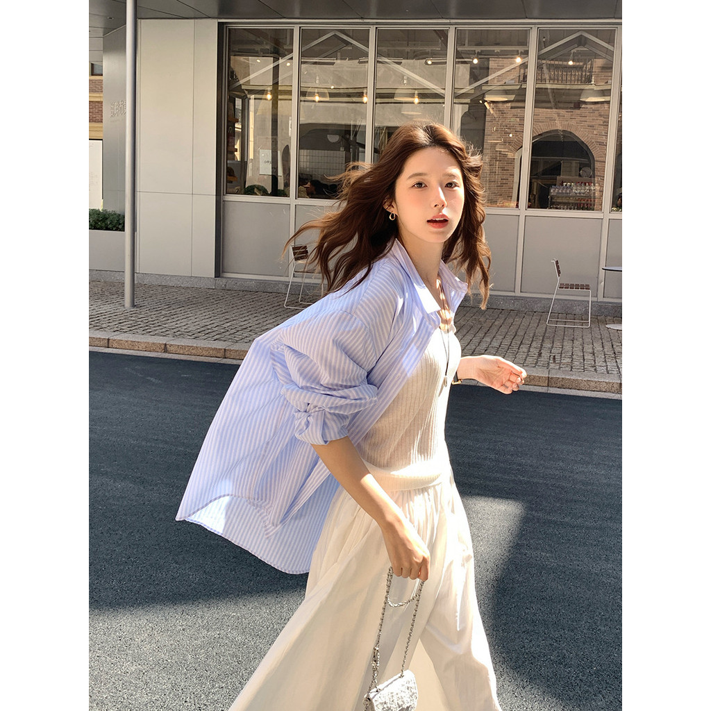 เสื้อเชิ้ตลายทางสีชมพู เสื้อแขนยาว ใส่สบายและระบายอากาศได้ดี สไตล์ใหม่