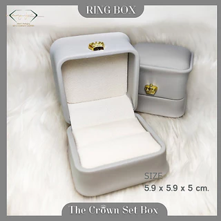กล่องใส่เครื่องประดับสีเทา Crown Collection งานสุดหรู หุ้มหนัง PU วาววับ กล่องเครื่องประดับมงกุฎ