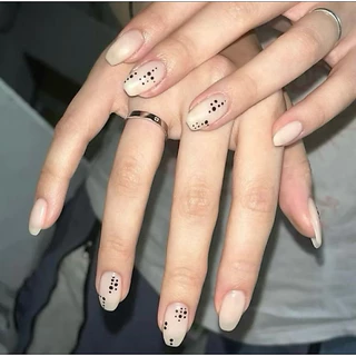 nailgel polka dot cool¨*•✞ ✧