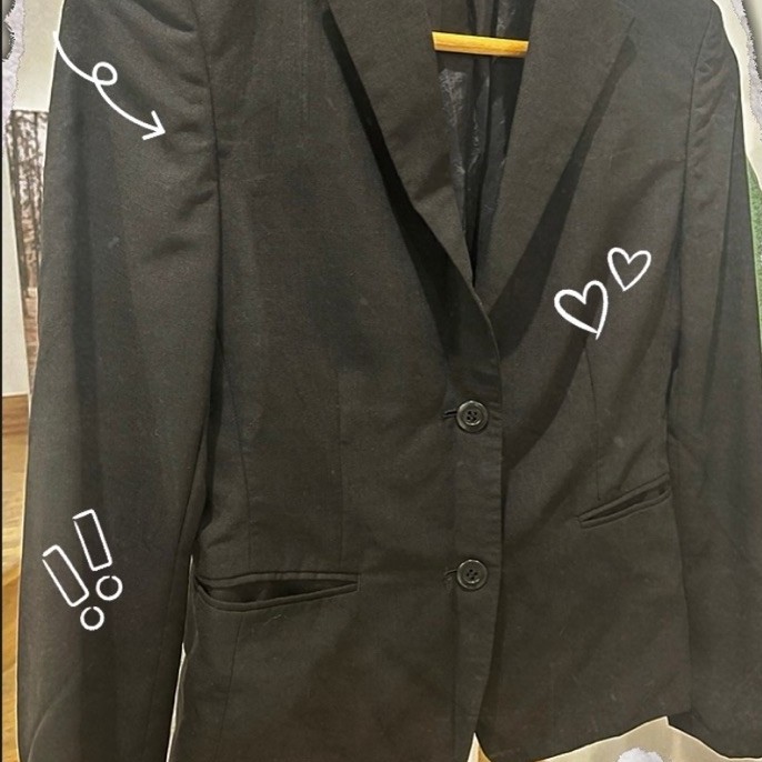 Blazer สีดำ ทรงเลดี้
