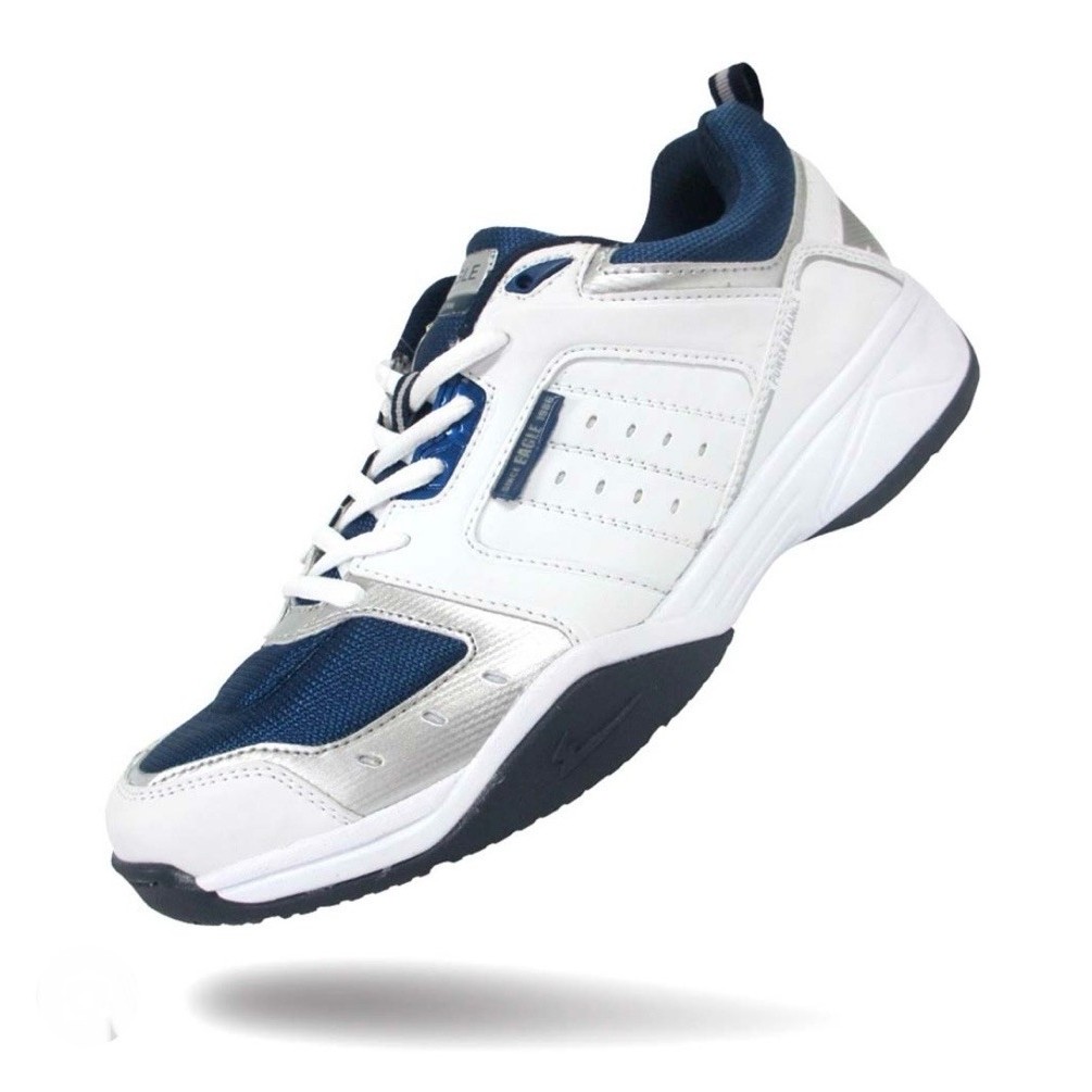 Tennis shoes good condition