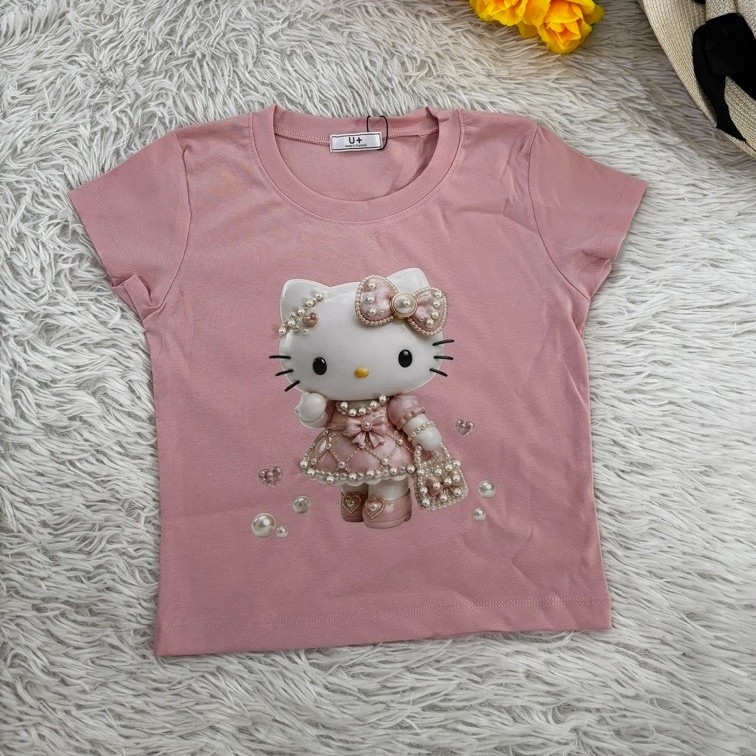 เสื้อแฟชั่นป้ายU+ลายเข้าใหม่เย็บขอบแต่งโบว์น่ารักๆ น่ารักๆมากๆเลย