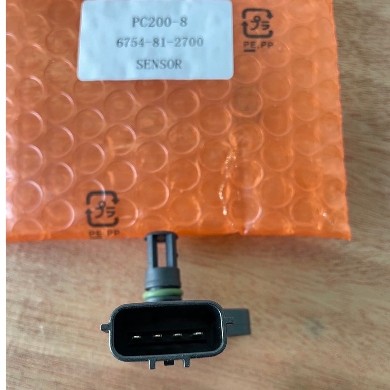 เซ็นเซอร์อุ่นไอดี pc160-8 pc200-8