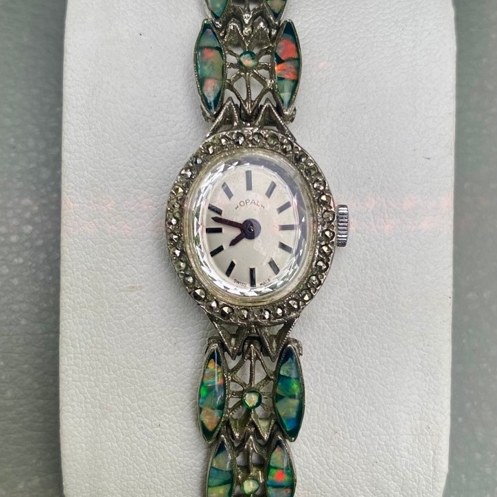 นาฬิกา Opal Swiss Made แท้ ระบบไขลาน