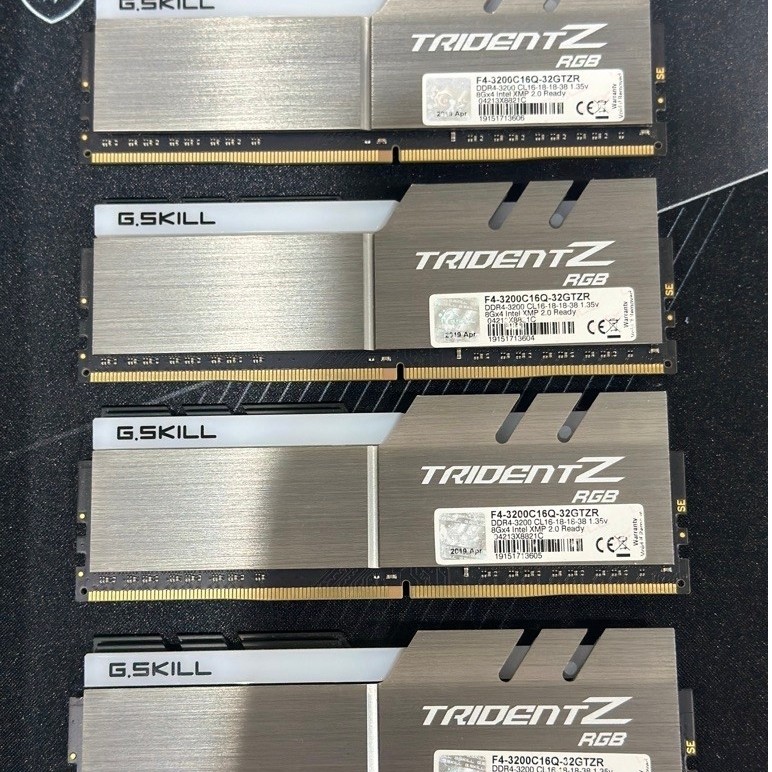 32GB (8GBx4) DDR4/3200 RAM PC (แรมพีซี) G.SKILL TRIDENT Z RGB พร้อมใช้งาน (มีของพร้อมจัดส่ง)