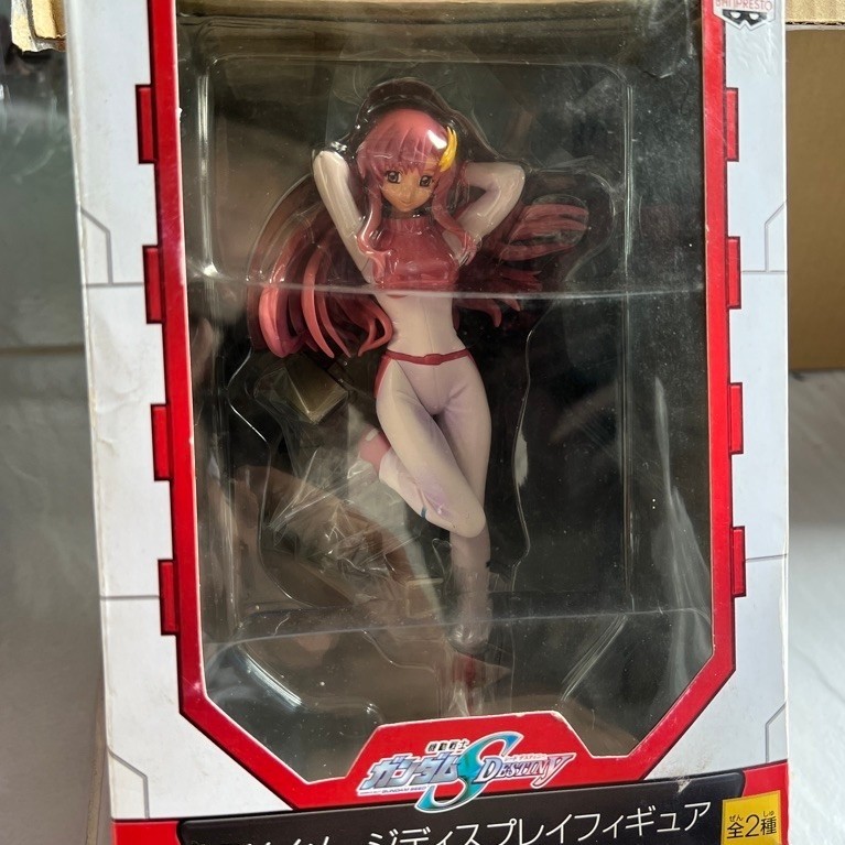 (มือ1)ฟิกเกอร์ Lacus Clyn ชุดนักบิน หายาก!- Banpresto Mobile Suit Gundam SEED Destiny