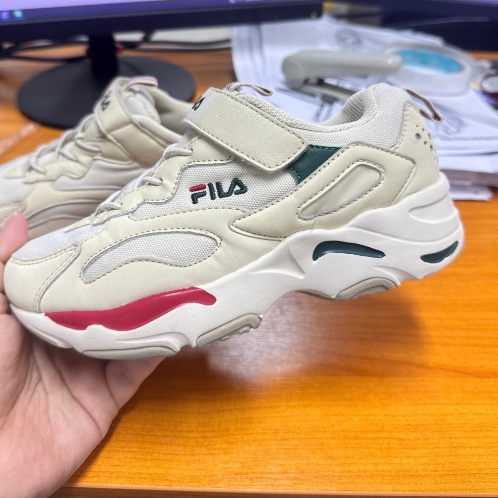 รองเท้าเด็กมือสองFila 20 ซม.
