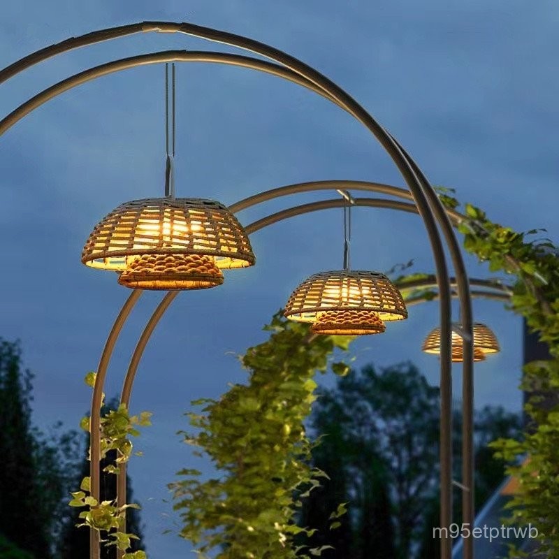Outdoor Pendant Light Garden Light Solar Hanging Light Waterproof Rattan Pendant Light Garden Decora