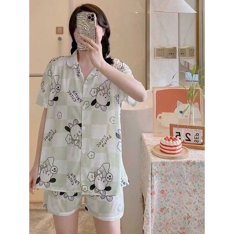 H-apparel shop เชตชุดนอนผู้หญิงลายกราฟิก ลายการ์ตูนน่ารักมากเวอร์ ชุดนอนคอปก+เเขนสั้น+ขาสั้น เนื้อผ้
