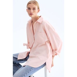 H&M(เอชแอนด์เอ็ม) เสื้อเชิ้ตผ้าป๊อปลินคอตตอนทรงโอเวอร์ไซส์ W…