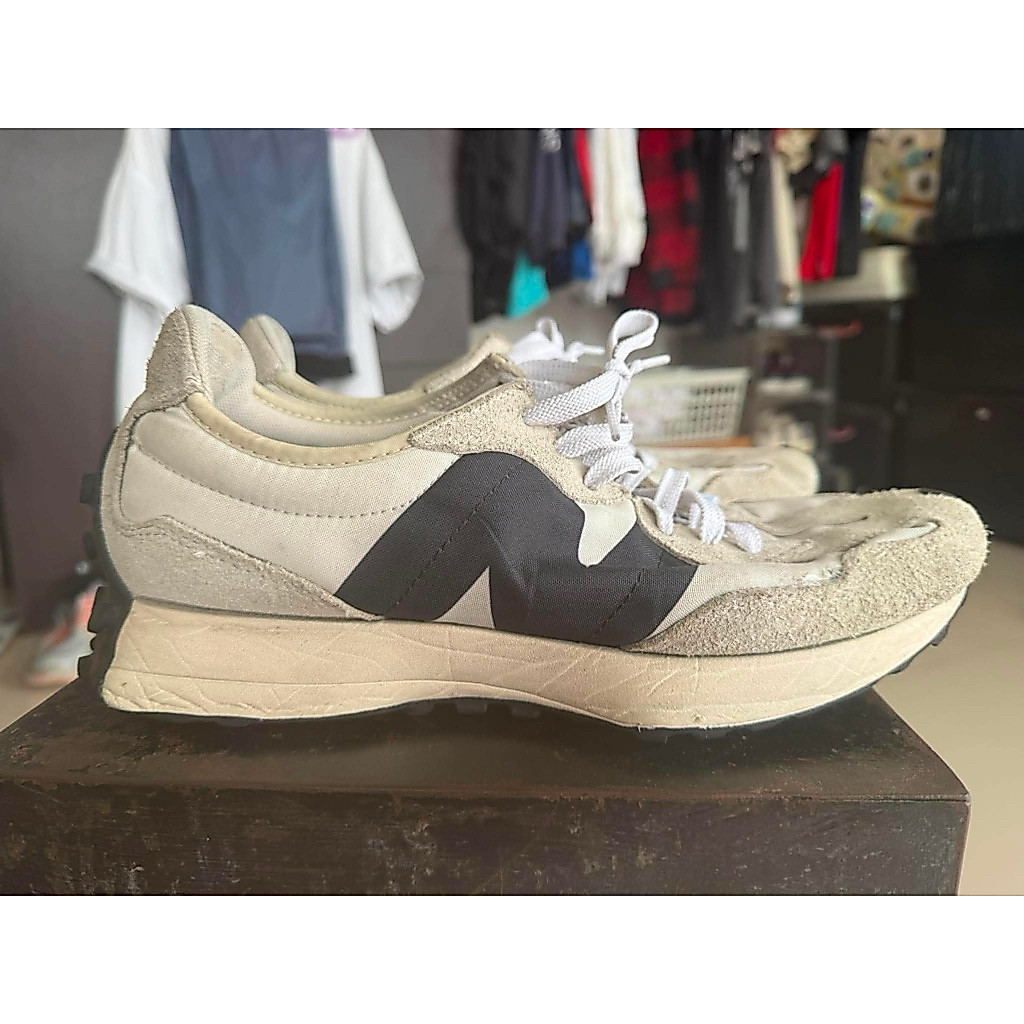 NEW BALANCE 327 Off White / Black | ของแท้ | EU 44.5 / 28.5 cm