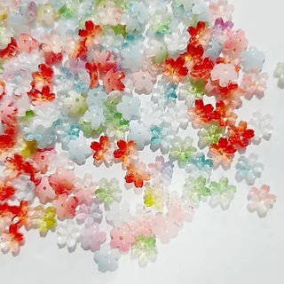 50ชิ้น แก้วสีสามมิติหลุมกลางไล่โทนสีดอกซากุระลูกปัด ทําเอง สร้อยข้อมือต่างหูวัสดุประสานเสียงอุปกรณ์เสริมลูกปัด
