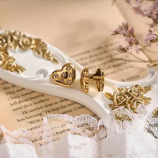 earika.earrings - victorian double heart hoop ต่างหูห่วงหัวใจ วัสดุสแตนเลส (stainless steel) เหมาะสำหรับคนแพ้ง่าย