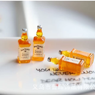 j561 เหล้าวิสกี้โมเดลจำลอง แพ็คละ 10 ชิ้น
