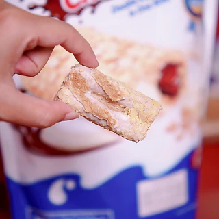 (1 ห่อ) Twin-Core Chocolate Bars ใหม่! ขนมเวเฟอร์เคลือบโอ๊ต 280 กรัม สอดไส้ครีม นม และช็อกโกแลต ตราเนสไลน์ ช็อกโกแลต