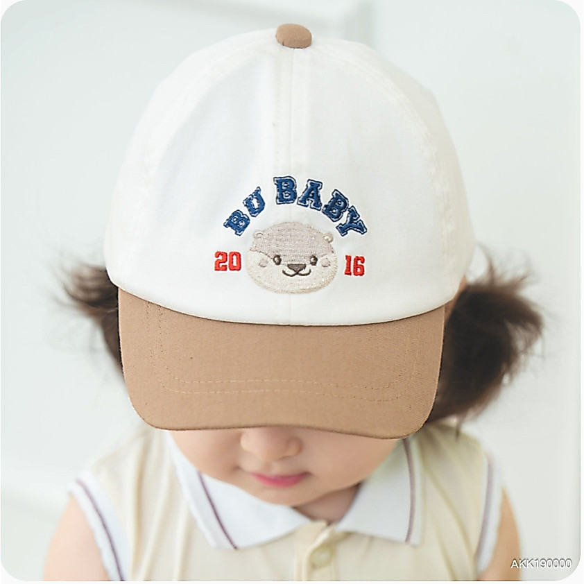 Bu Baby قبعة أطفال مطرزة Otter — صورة 5