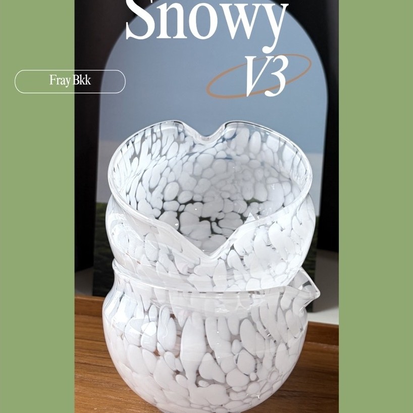 Snowy matcha handmade bowl, ชามแก้วมัทฉะ Snowy chawan