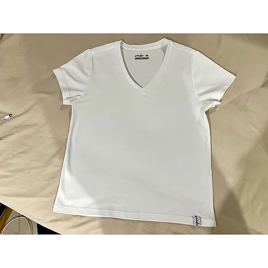 Used - เสื้อยืดคอวี Sendai size M