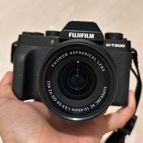 Fujifilm X-T200 (มือ2)สภาพ99%ใช้งานน้อยมาก