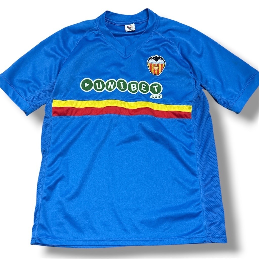 เสื้อทีมฟุตบอล Valencia มือสอง สภาพดี (Valencia jersey second hand)