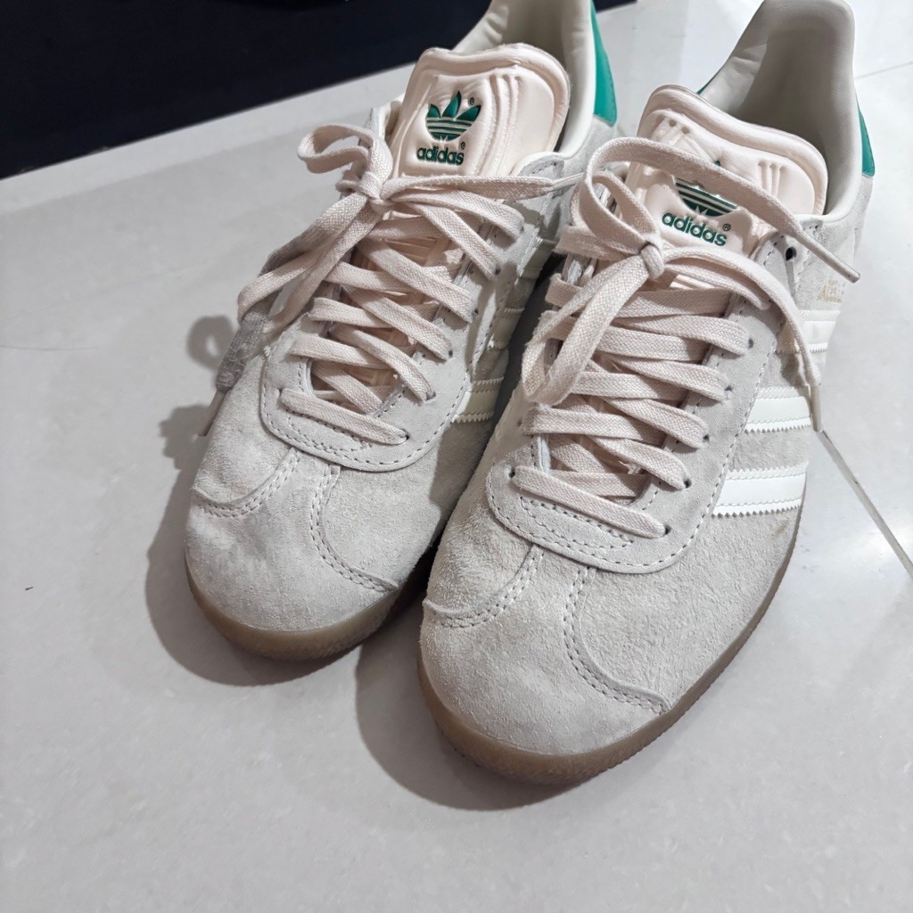 รองเท้ามือสอง adidas GAZELLE แท้ รองเท้า adidas