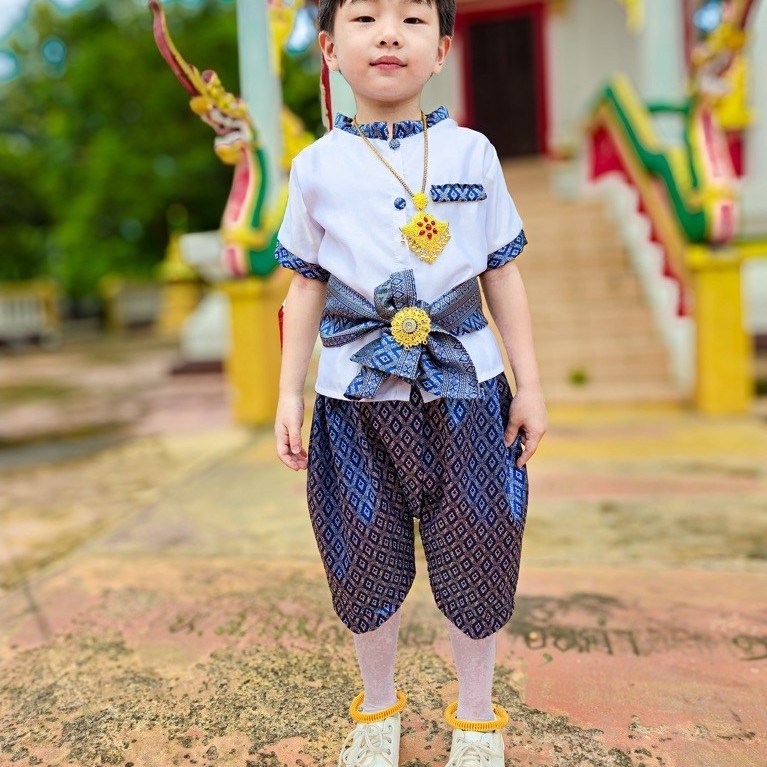 ทองเนื้อเก้างานสามชิ้นลายลูกแก้ว