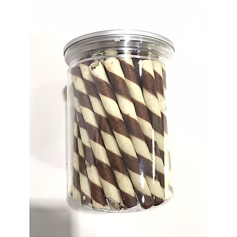 สติ๊ก​ช็อคโก้​ บรรจุ​กระป๋อง 135 G