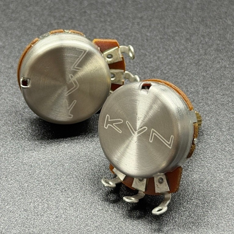 KVN Pot500K แกนทองเหลืองกว้าง 8 mm สูง18mm