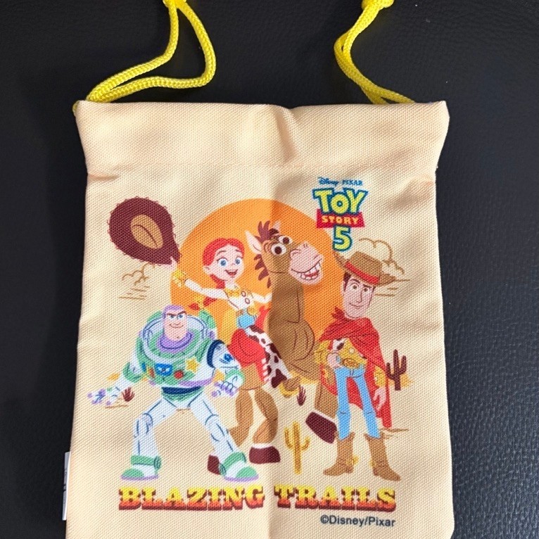กระเป๋าหูรูดลาย Toys story🧡