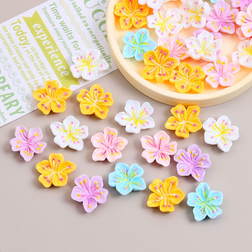 ❮10 ชิ้น❯ คละสี ขนาด2*2 ซม.เรซิ่นอุปกรณ์ตกแต่งเรซินรูปกลีบดอกพีช DIY สำหรับงานตกแต่ง