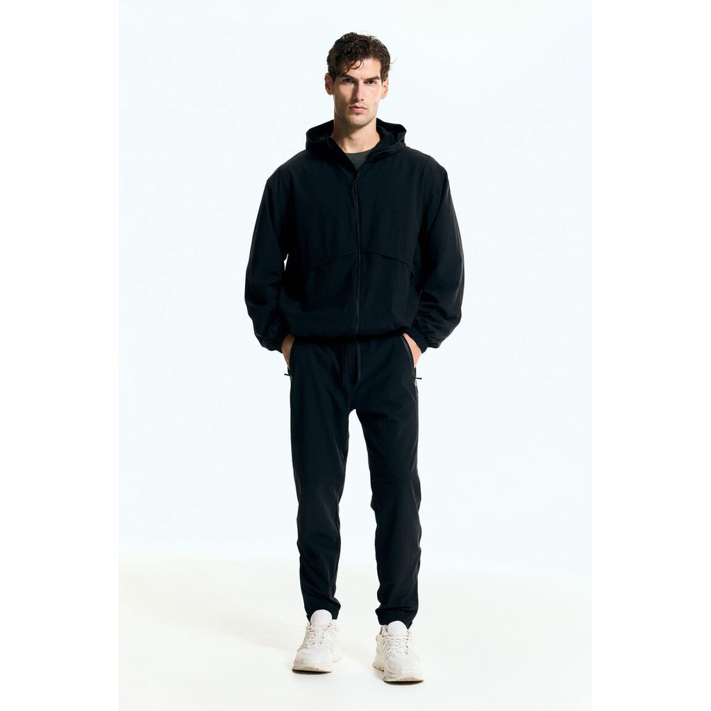H&M(เอชแอนด์เอ็ม) กางเกงจ็อกเกอร์สปอร์ตทรงปกติ พร้อมเทคโนโลยี DryMove™ Men Regular Fit Sports jogger 1294941_1