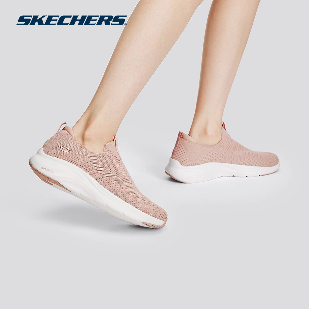 Skechers สเก็ตเชอร์ส รองเท้าลำลองผู้หญิง Women Sport Vapor Foam True Classic Casual Shoes - 150020-ROS