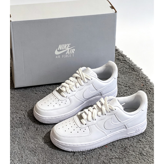 Nike Air Force 1 07 Low cut Pure White
