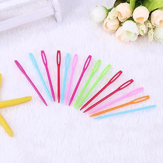 6pcs เข็มถักพลาสติก เข็มถักโครเชต์ เข็มเส้นด้ายขนสัตว์ DIY เสื้อกันหนาวเครื่องมือทอผ้า