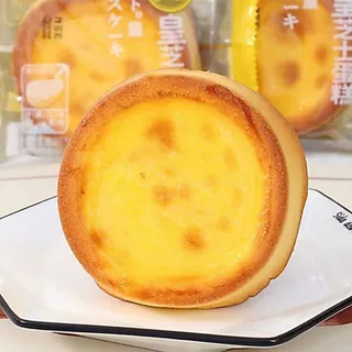 ขนมชีสเค้กทาร์ตไข่(1 ลังมีประมาณ 30-32 ชิ้น)