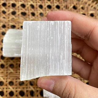 ‼️พร้อมส่งใน🇹🇭‼️ Selenite เซเลไนต์ สวยมาก ใช้ชำระล้างพลังงานลบในตัวเรา หิน สิ่งของ ไพ่ สถานที่ โดยวางไว้ใกล้สิ่งนั้น