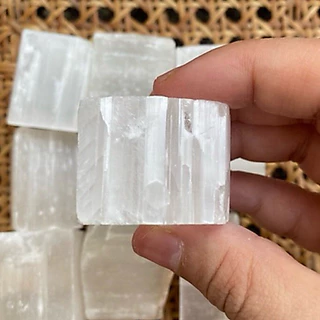 ‼️พร้อมส่งใน🇹🇭‼️ Selenite เซเลไนต์ สวยมาก ใช้ชำระล้างพลังงานลบในตัวเรา หิน สิ่งของ ไพ่ สถานที่ โดยวางไว้ใกล้สิ่งนั้น