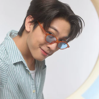 PLM (plume.bkk) แว่นกันแดดรุ่น ‘Emily’ glasses