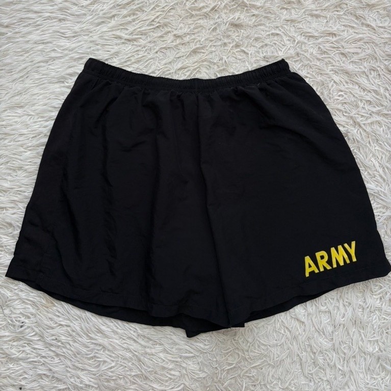 กางเกงทหารขาสั้น USA LARGE รอบเอว30-35”ยาว17”ปลายขา16” มือสองของแท้ สวยตามภาพ