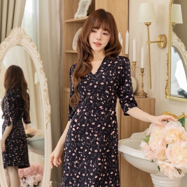 Vera Dress**งดกดคืนสินค้า** คุณลูกค้าอ่านรายละเอียดให้ครบถ้วนก่อนสั่งซื้อนะคะ