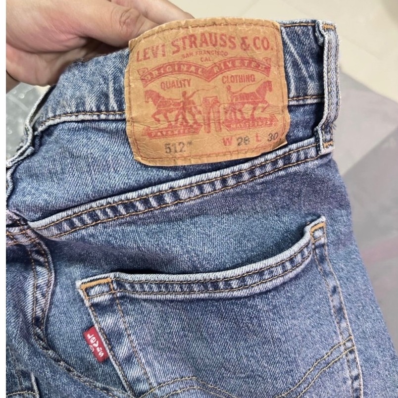 Levi's 512 แท้ 💯 สภาพสวย ทรงสลิม ในราคาสุดคุ้ม! 🔥👖