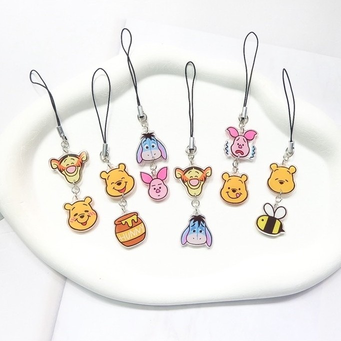 สายคล้องโทรศัพท์มือถือ ลายหมีพูห์ Pooh ไซส์S สินค้าพร้อมส่ง (ของแถม ของขวัญ ของฝาก)