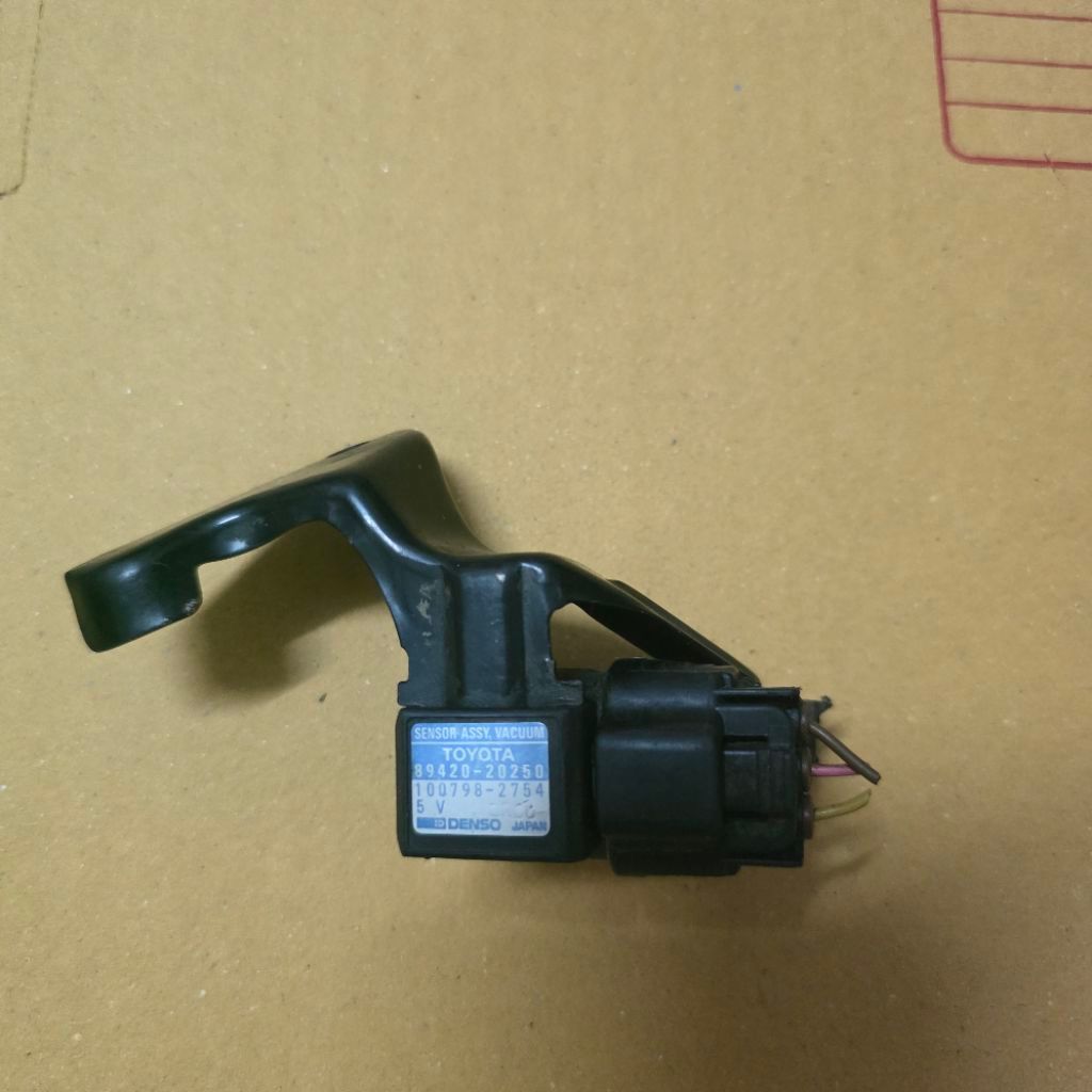 แมพเซ็นเซอร์ (MAP Sensor , Sensor Assy, Vacuum) โตโยต้า (Toyota) รหัส 89420-20250 แท้มือสอง