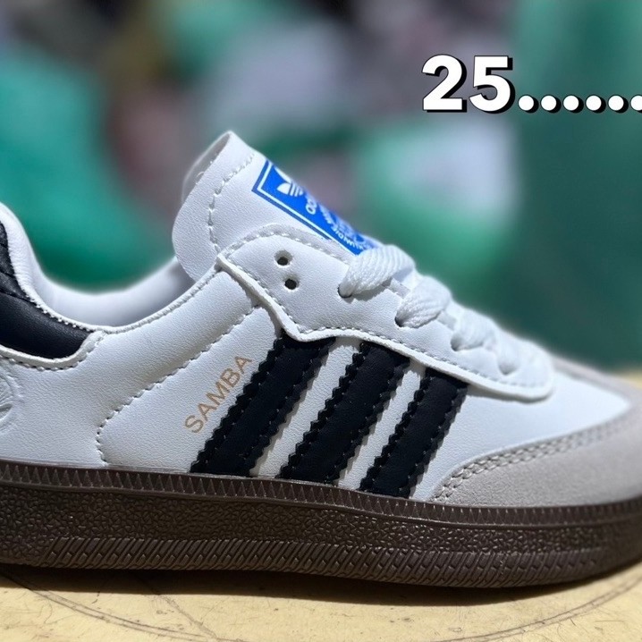 รองเท้าผ้าใบเด็ก เบาใส่สบาย สินค้าพร้อมส่ง